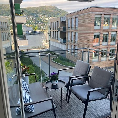 Modern Apartment - Amazing Terrace And Fjord View, Close To City Center Bergen Kültér fotó