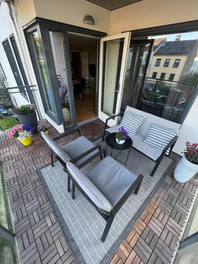Modern Apartment - Amazing Terrace And Fjord View, Close To City Center Bergen Kültér fotó